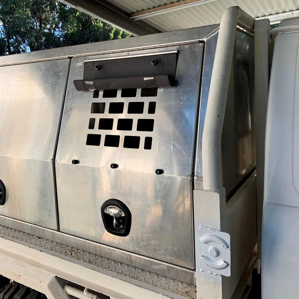 Tage outdoors Dog Box Curtains Dog box curtain