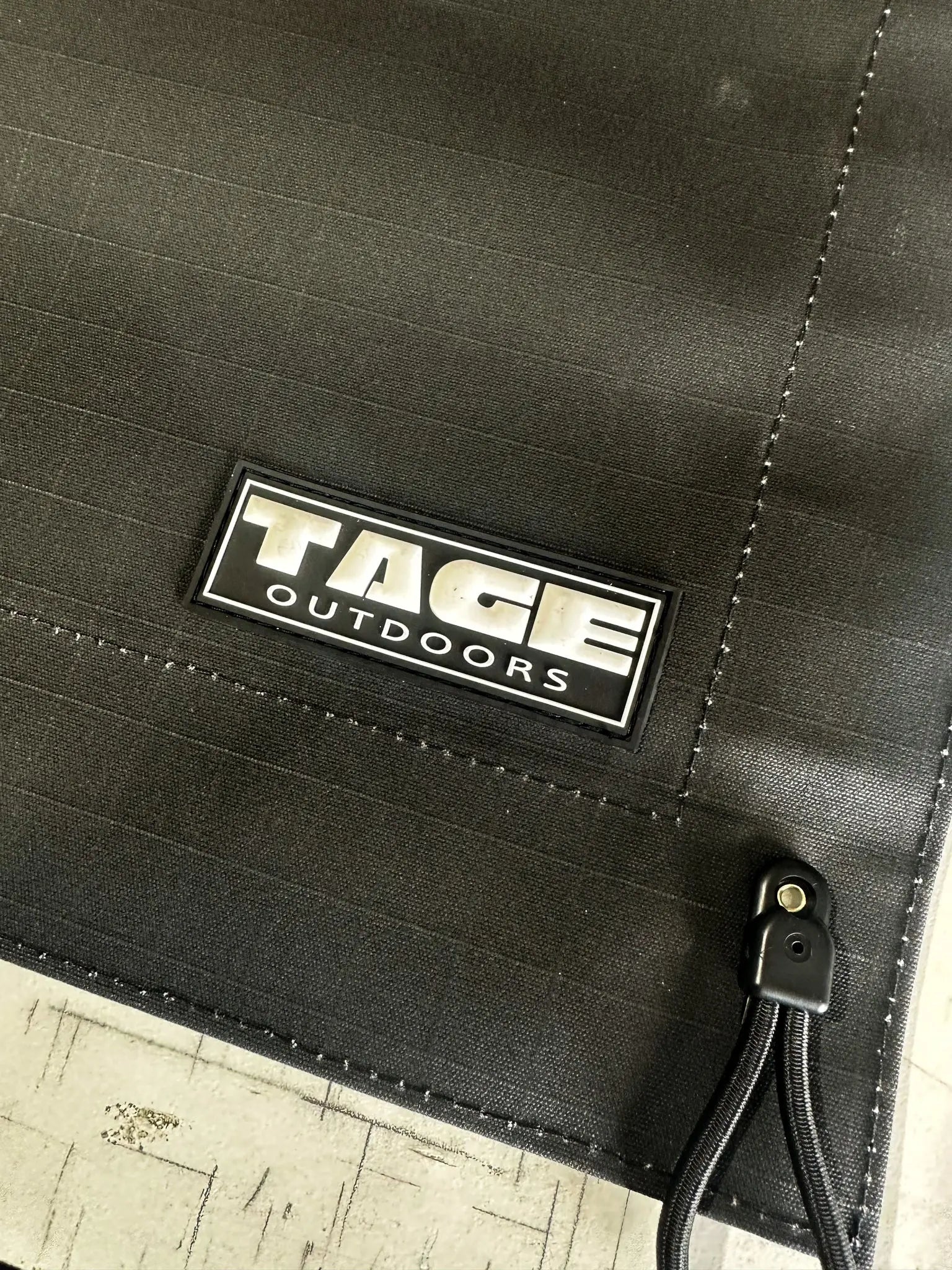 Dog Box Curtains Tage outdoors